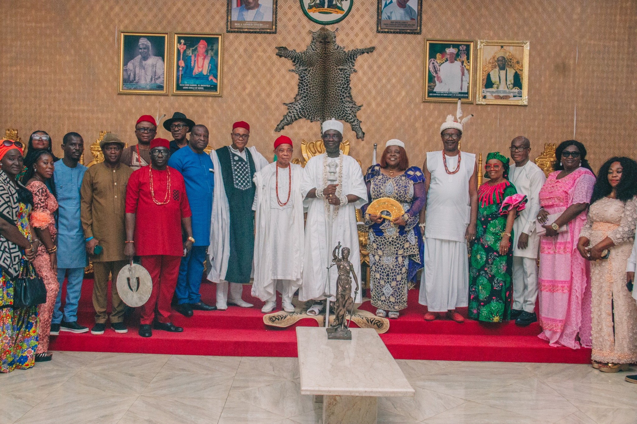 Ịwa Ji: COOU Community Felicitates with Igwe Omor