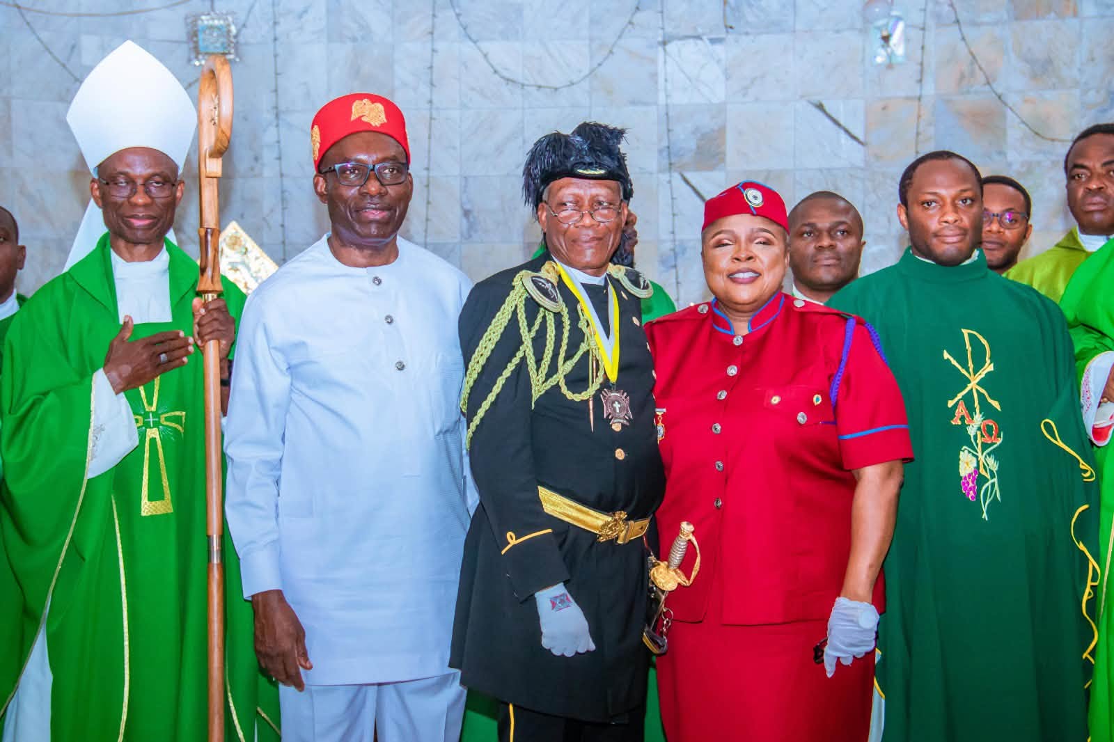 SOLUDO, BISHOPS, DIGNITARIES CELEBRATE COOU VICE-CHANCELLOR AT THANKSGIVING MASS, HUSBAND’S 70TH BIRTHDAY